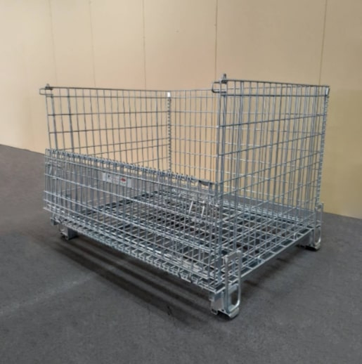 TM16 ボックスパレット（段積みブラケット付き)  1012L-BK